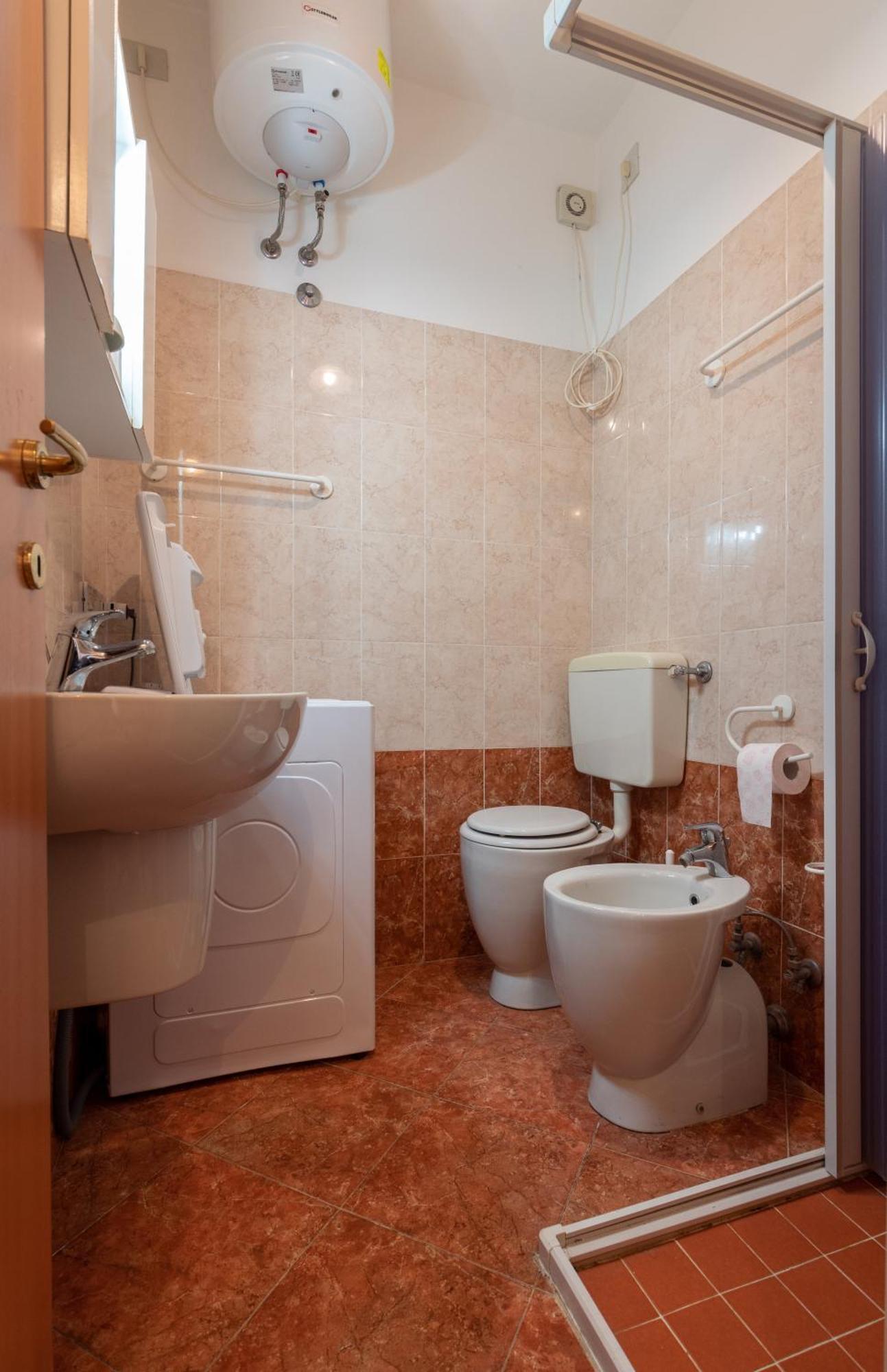 Linz 19 Apartment บิบิโอเน ภายนอก รูปภาพ